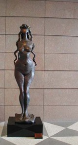 彫刻木内克エーゲ海に捧ぐ近代美術館