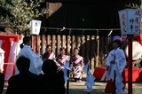 はねつき神事