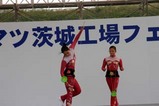 コマツ茨城工場フェア(2)中国雑技団コマ回し