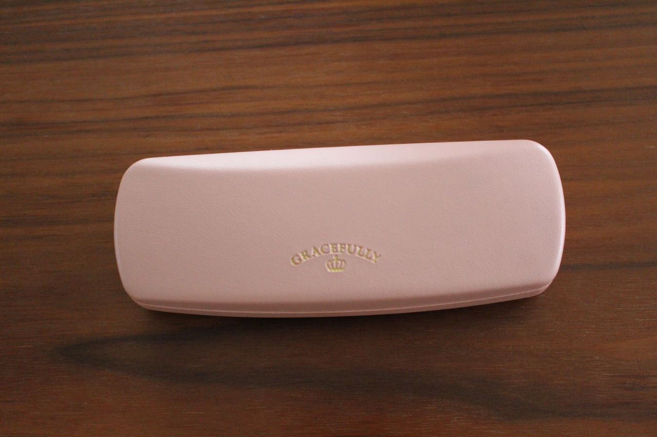 Seriaのメガネケース うたたね日記 Milky Colorのお家から Seriaのメガネケース うたたね日記 Milky Colorのお家から