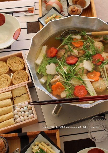 京都の味を家で ゆば庄 のゆば鍋 シメは稲庭うどん Clairefontaine 京都の味を家で ゆば庄 のゆば鍋 シメは稲庭うどん Clairefontaine