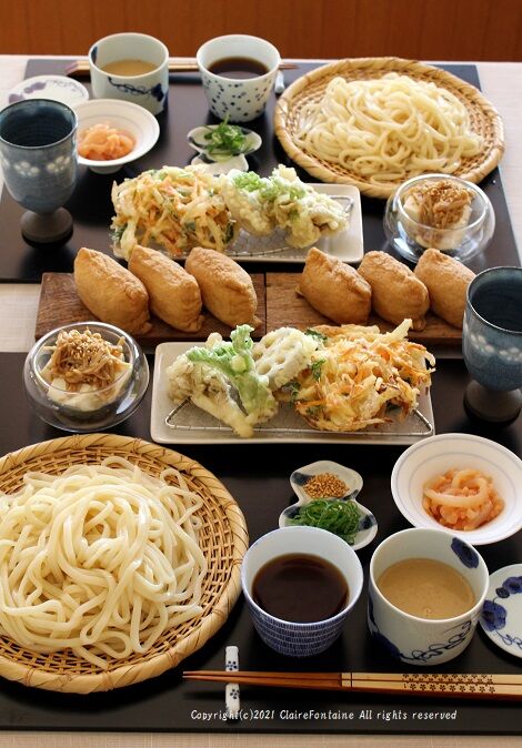 水沢うどん と天ぷら 稲荷寿司もあったりして Clairefontaine 水沢うどん と天ぷら 稲荷寿司もあったりして Clairefontaine