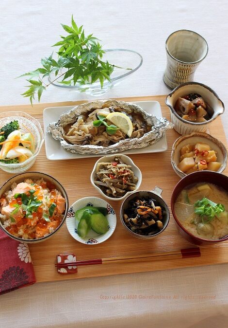 鮭の炊き込みご飯いくらのせ！と、和のおかず色々♪ : Clairefontaine