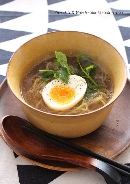 ガーリック油薫る 牛だしつゆで 旨なべしゃぶ Clairefontaine