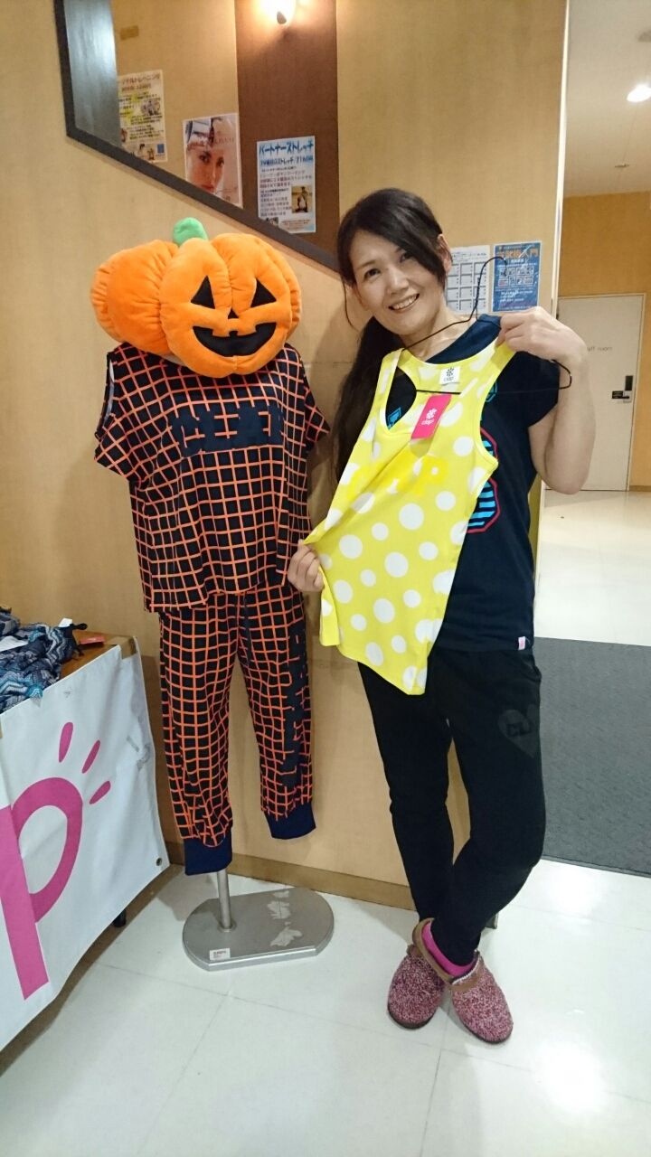 ゼクシス販売会 小出 志乃 ゼクシス販売会 小出 志乃