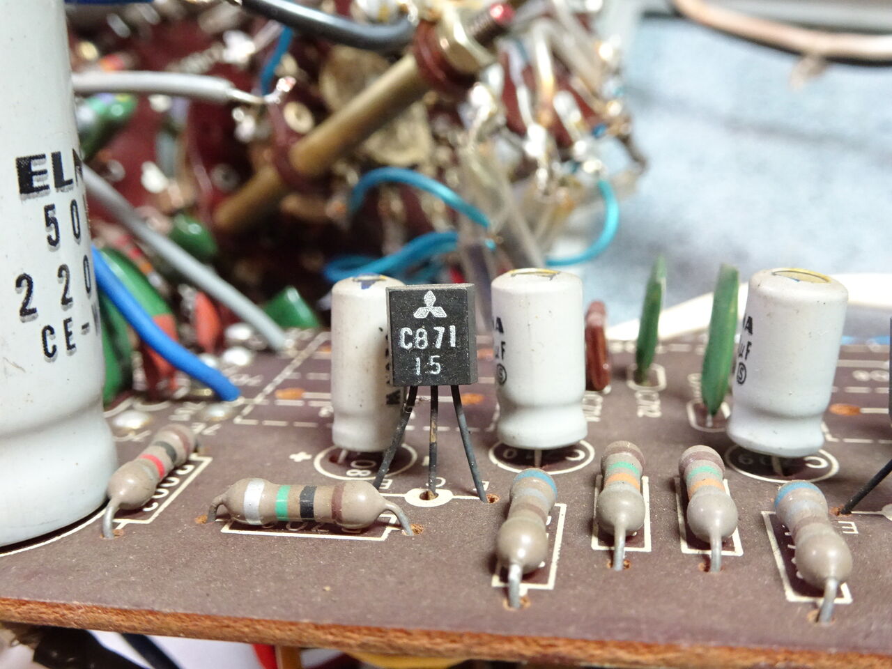 サンスイ AU-222のレストア : レストアの杜 サンスイ AU-222のレストア : レストアの杜