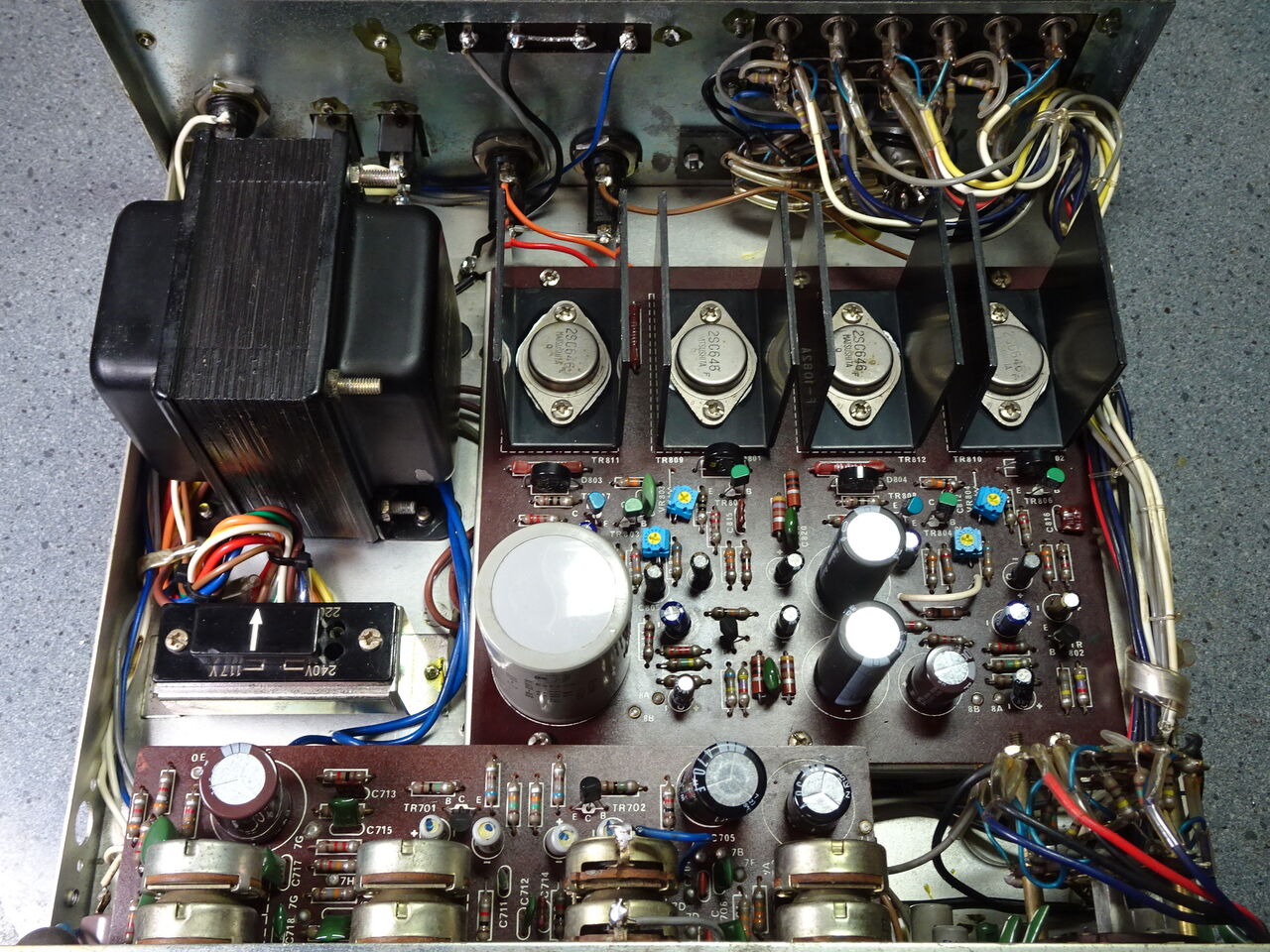 サンスイ AU-222のレストア : レストアの杜
