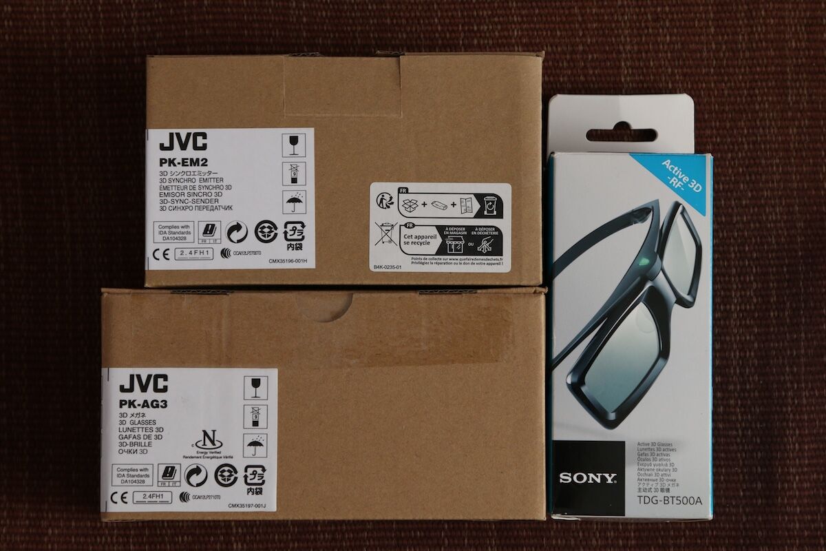 JVC プロジェクター用 3D シンクロエミッター jvc-3d-rf-emitter-