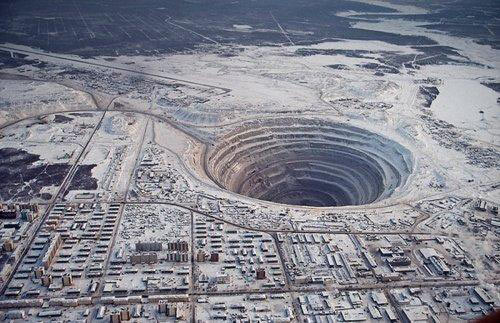資源 ロシアの隕石クレーターに 数兆カラットのダイヤモンド 13 02 ２ｃｈクリッパー