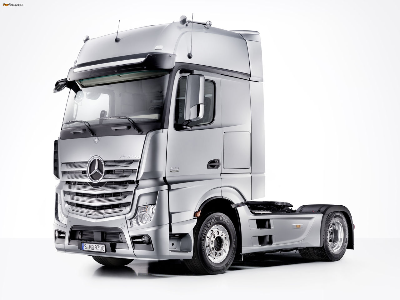 メルセデス・ベンツのトレーラー「Actros」の間取り図 : きよお