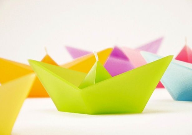 折り紙の 舟 をモチーフにした浮遊するキャンドル Candle Sail きよおと Kiyoto