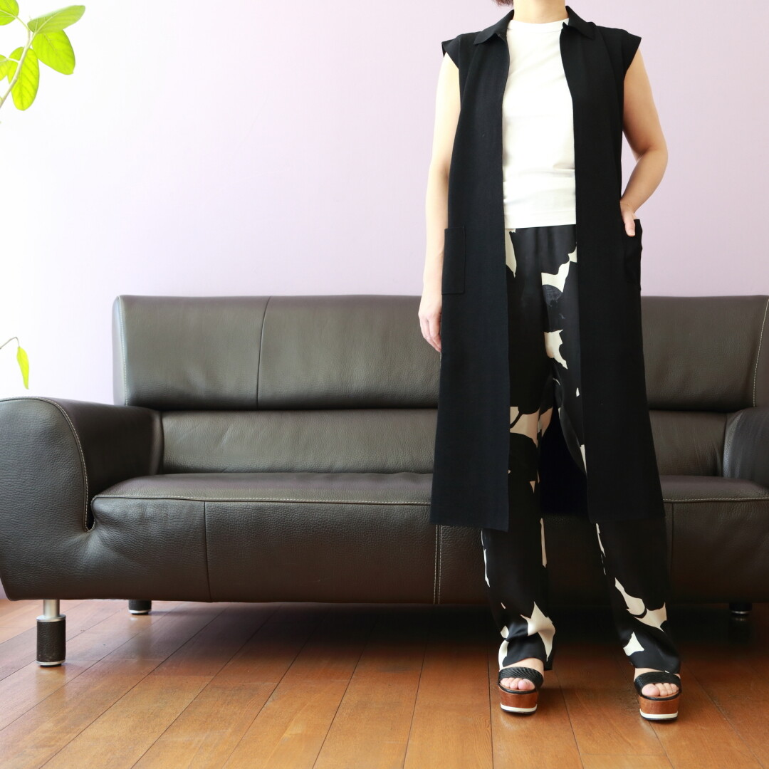 Roberto Collina ブラックのロングジレ Closet Roberto Collina ブラックのロングジレ Closet