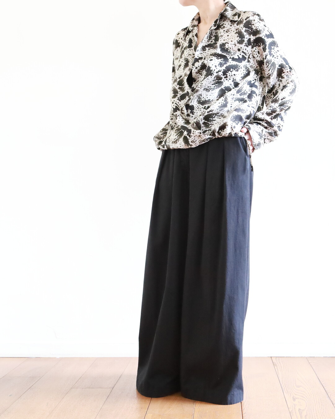 DRIES VAN NOTEN - Dries Van Noten フラワープリントブラウス DRIES VAN NOTEN ～ 蘭の花のプリントブラウス : CLOSET