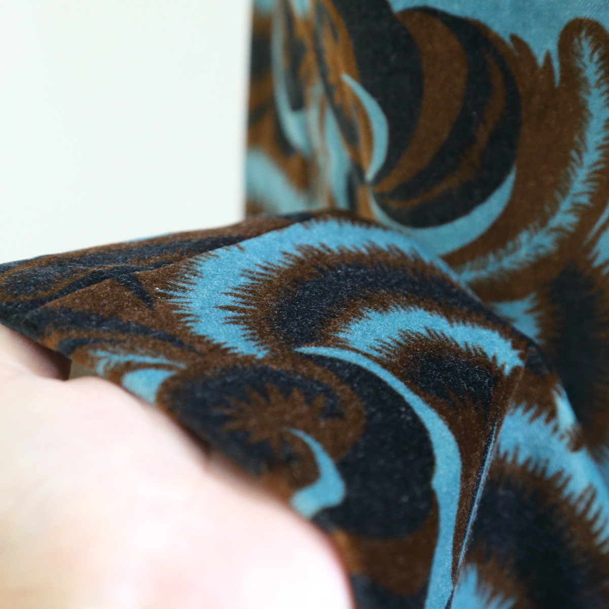 DRIES VAN NOTEN ～ ベルベットのプリントパンツ : CLOSET