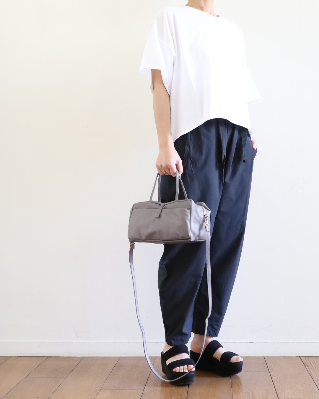 Kristensen Du Nord ～ 定番のコットンストレッチパンツ : CLOSET