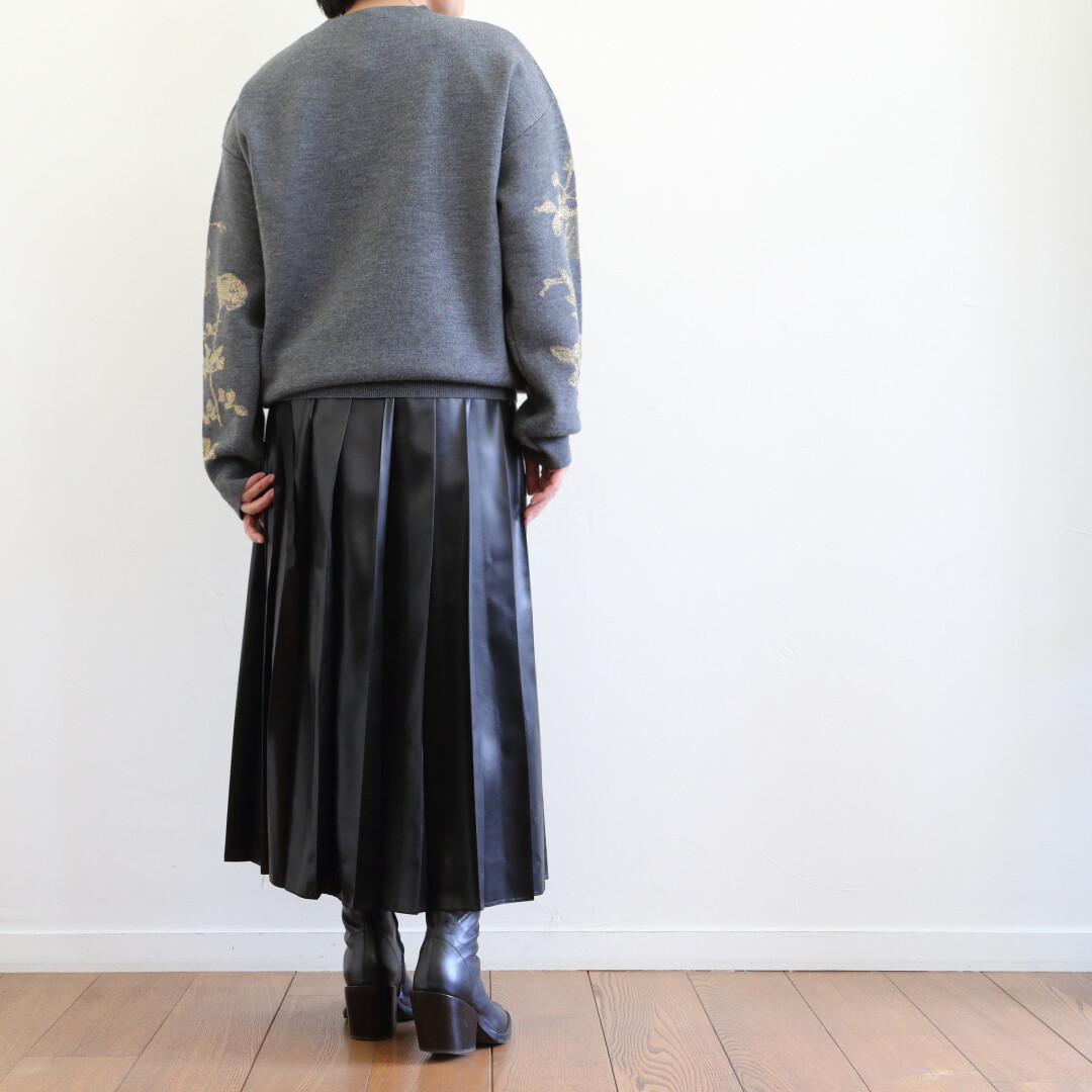 DRIES VAN NOTEN ~ ゴールド刺繍のメリノセーター(再掲載 DRIES VAN NOTEN ~ ゴールド刺繍のメリノセーター(再掲載