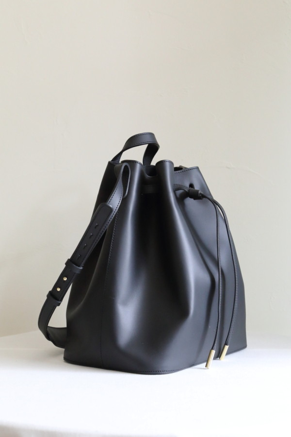 PB0110 ( ) : CLOSET
