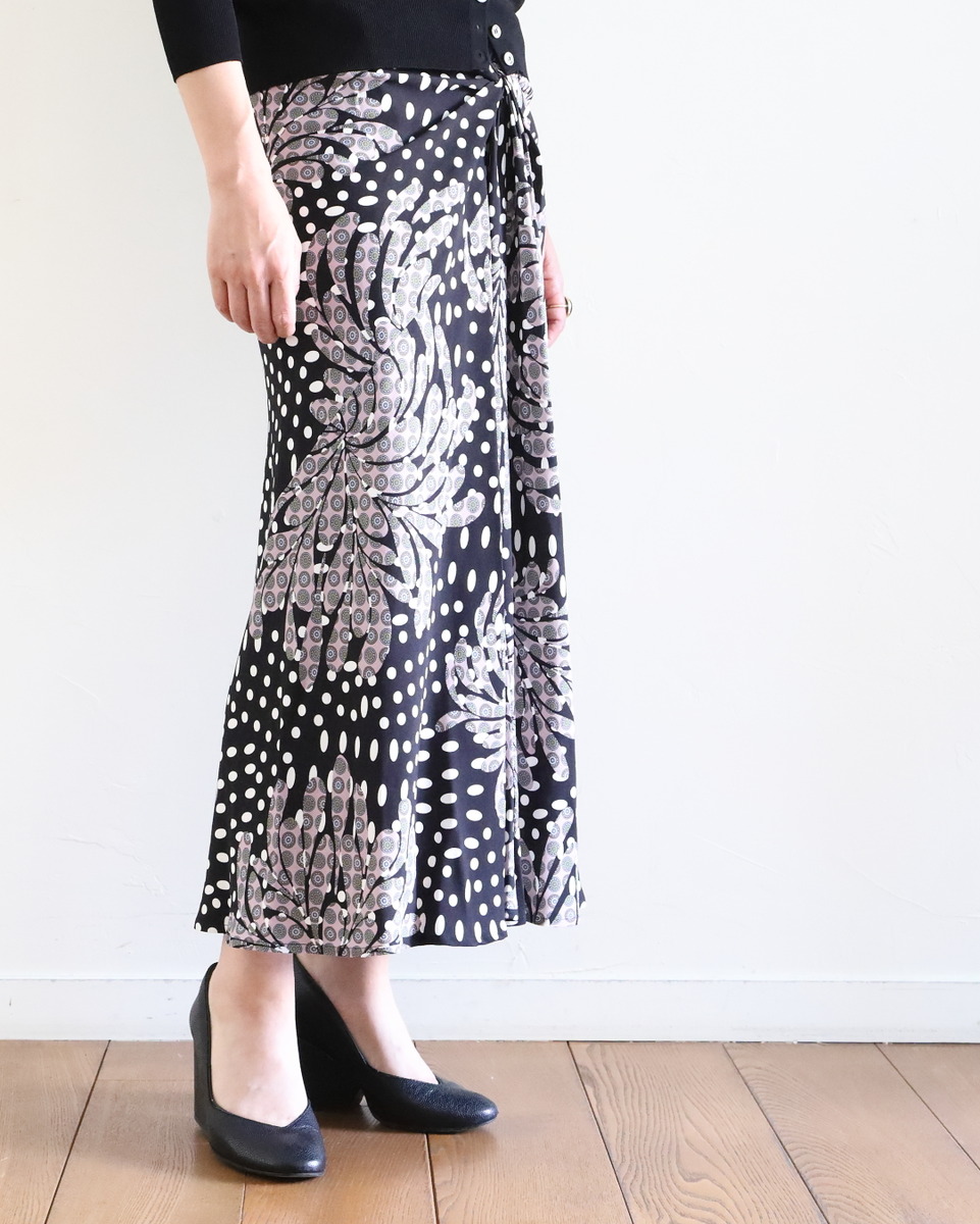 新作*DRIES VAN NOTEN*プリントミディスカート ブルーペイント風 DRIES VAN NOTEN ~ ドレープが美しいスカート : CLOSET
