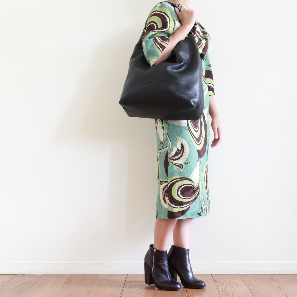 DRIES VAN NOTEN ~ 軽くて容量があるバッグ : CLOSET DRIES VAN NOTEN ~ 軽くて容量があるバッグ : CLOSET
