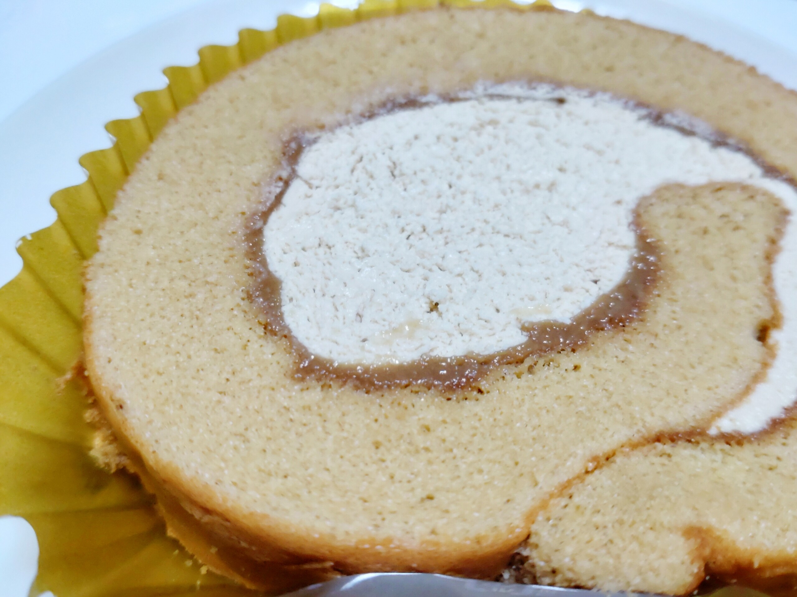 黒糖ロールケーキ セブンイレブン おやつは一日3個マデ Powered By ライブドアブログ