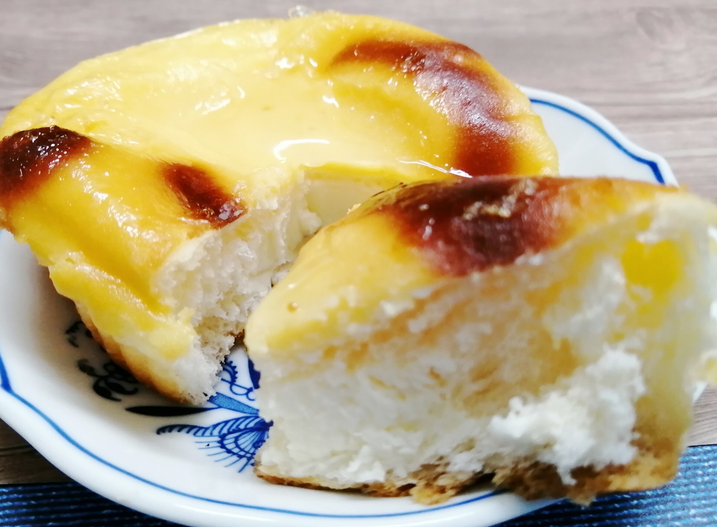 バスクチーズケーキ風パン 山崎製パン おやつは一日3個マデ Powered By ライブドアブログ バスクチーズケーキ風パン 山崎製パン おやつは一日3個マデ Powered By ライブドアブログ