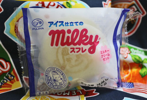 アイス仕立てのｍｉｌｋｙスフレ