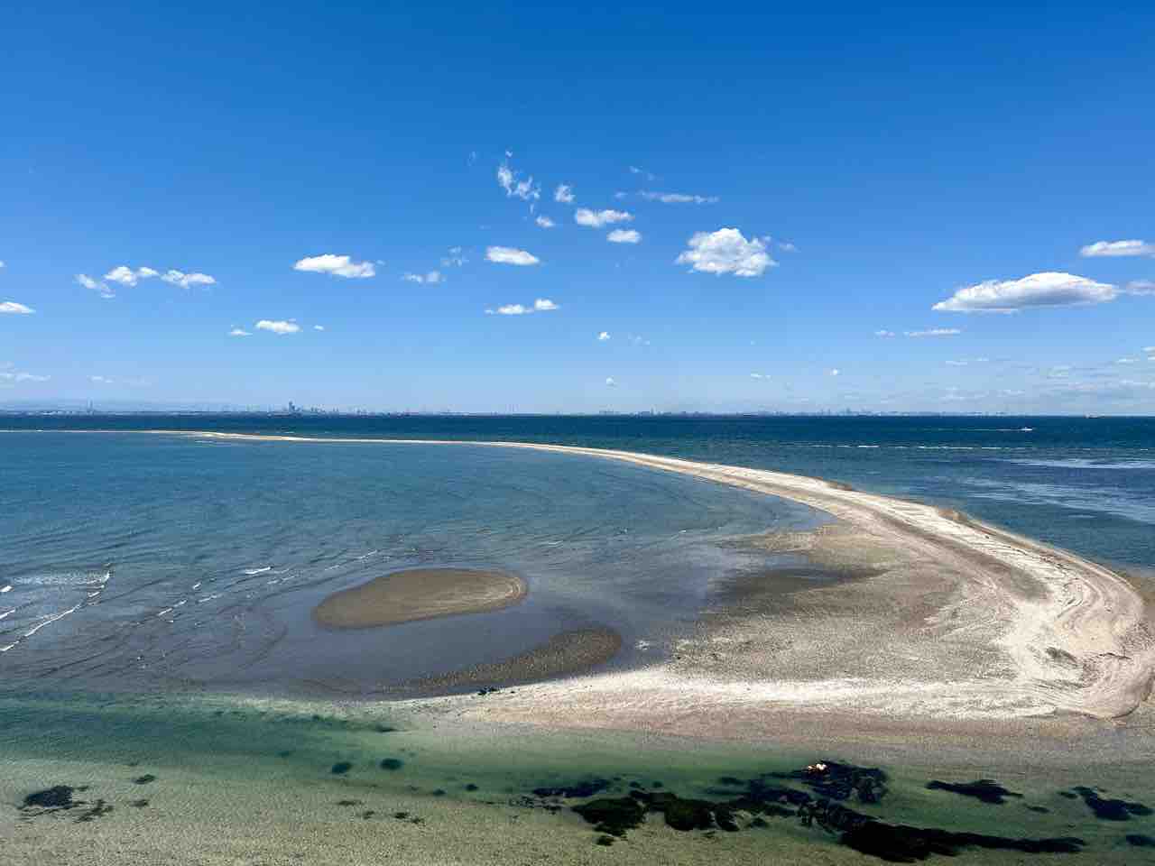 千葉】東京湾に姿を現す白い貝殻の道 : 何度でも訪れたい日本の風景