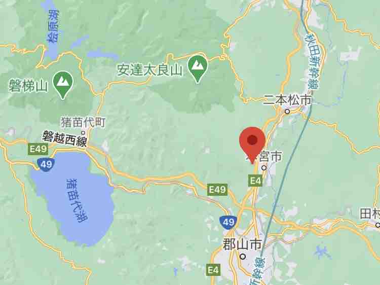 福島 幾重にも重なる紅いイロハモミジ 花と歴史の郷 蛇の鼻 何度でも訪れたい日本の風景