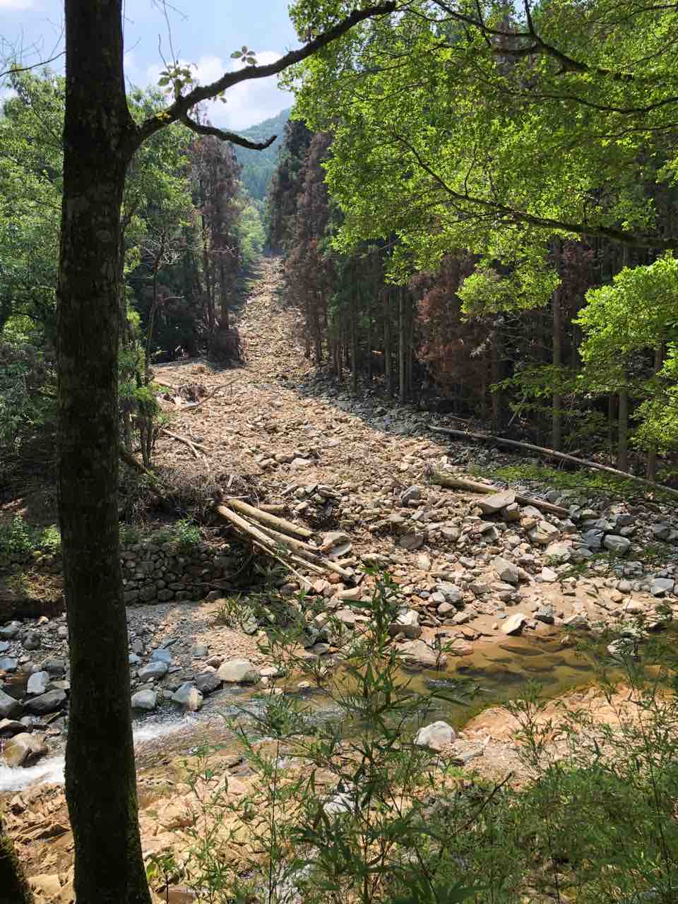 福岡 自然の神秘 岩石山のチョックストーン 何度でも訪れたい日本の風景