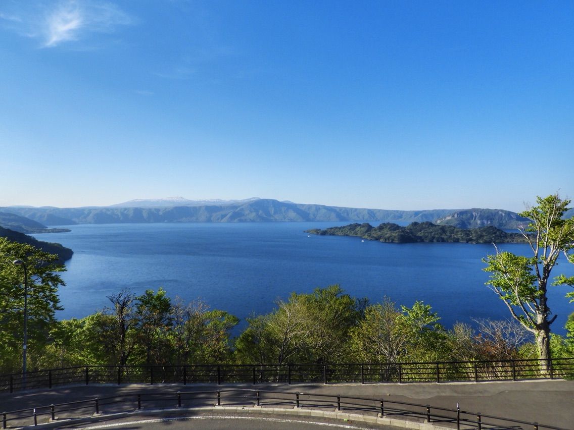 秋田】十和田湖と八甲田連峰を望む絶景 甲岳台展望台 : 何度でも訪れ