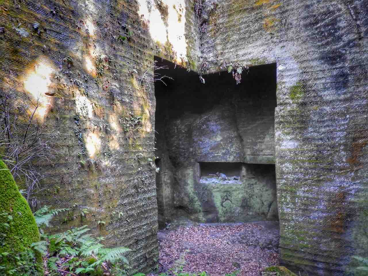 千葉 富津の里山に眠るもう一つの石切り場 売津 うるづ の石切り場跡 何度でも訪れたい日本の風景