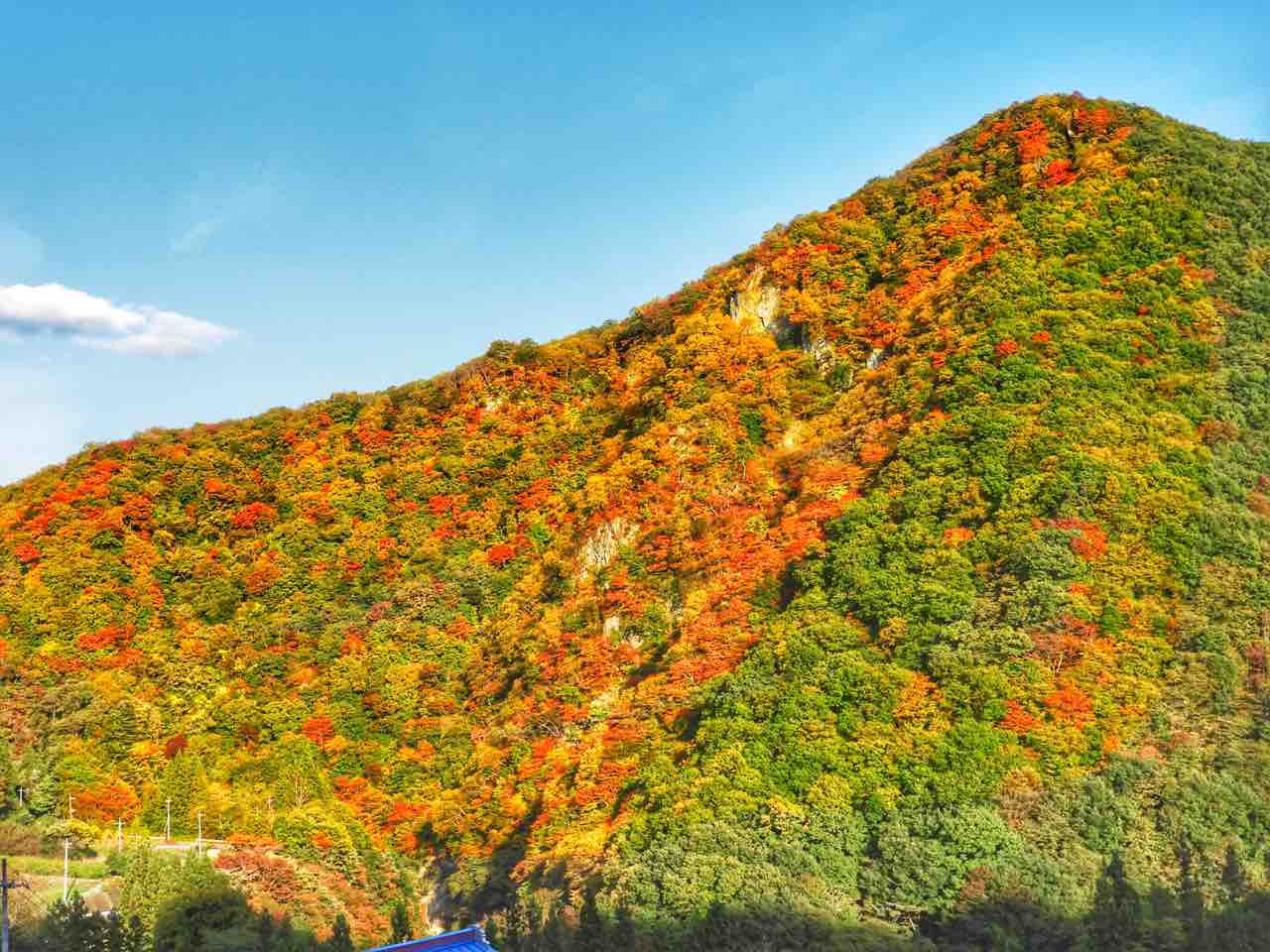 群馬 草津温泉の秘境 嫗仙の滝の紅葉 何度でも訪れたい日本の風景 群馬 草津温泉の秘境 嫗仙の滝の紅葉 何度でも訪れたい日本の風景