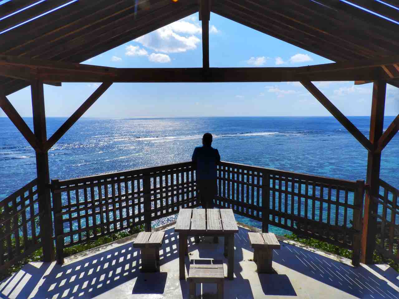 宮古島】箱庭のような小さなビーチは地元の人々の憩いの場 イムギャー