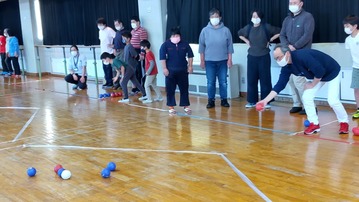 R3.ボッチャ大会多くの方が参加