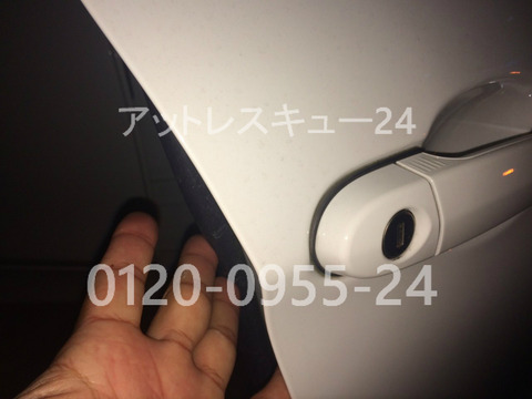 F30BMW320dキー閉じ込みドアシリンダー開錠