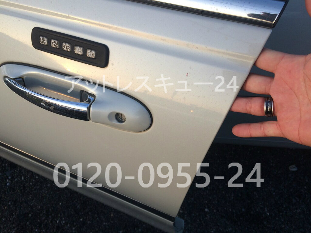 1CK2113解 ) リンカーンナビゲーター 左ハンドル 純正ヒッチメンバー リンカーン ナビゲーター 3.5エコブースト 正規ディーラー車 後期