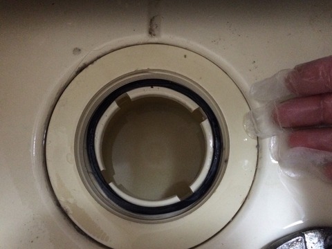 洗濯機排水口　排水詰まり清掃