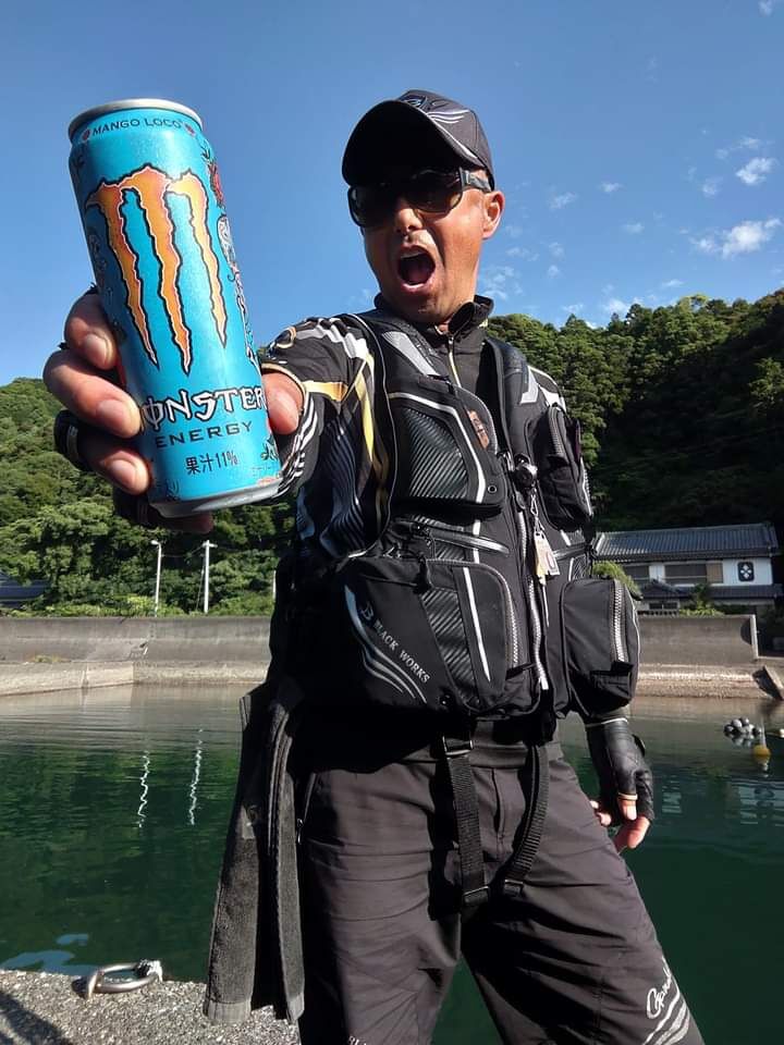 今日は高知県須崎沖でチヌ釣りです😉🎵
