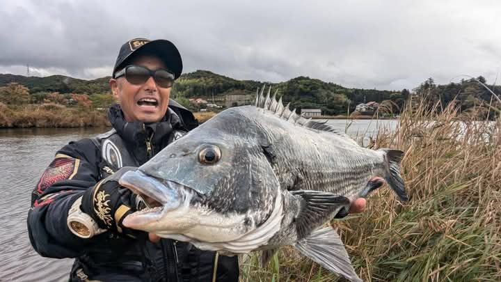 先日の｢釣りビジョン｣の島根半島でのグレ釣りの撮影２日目は