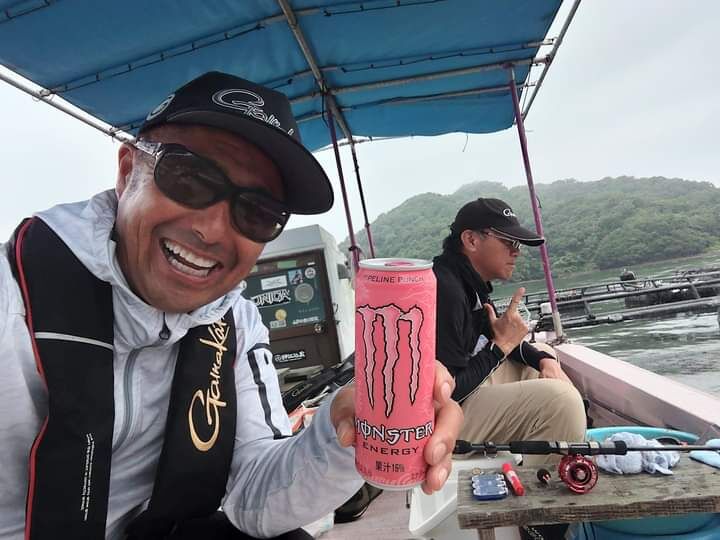 今シーズン初の高知県浦ノ内湾でアカメ釣りです😉🎵