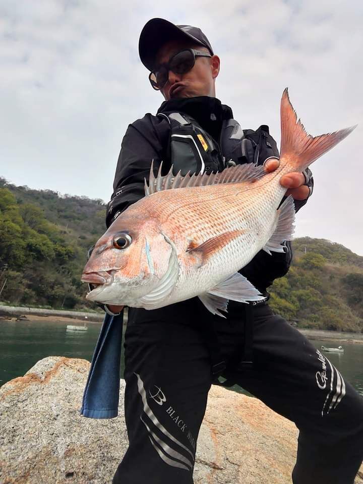 先日の香川県詫間沖でのチヌ釣りは