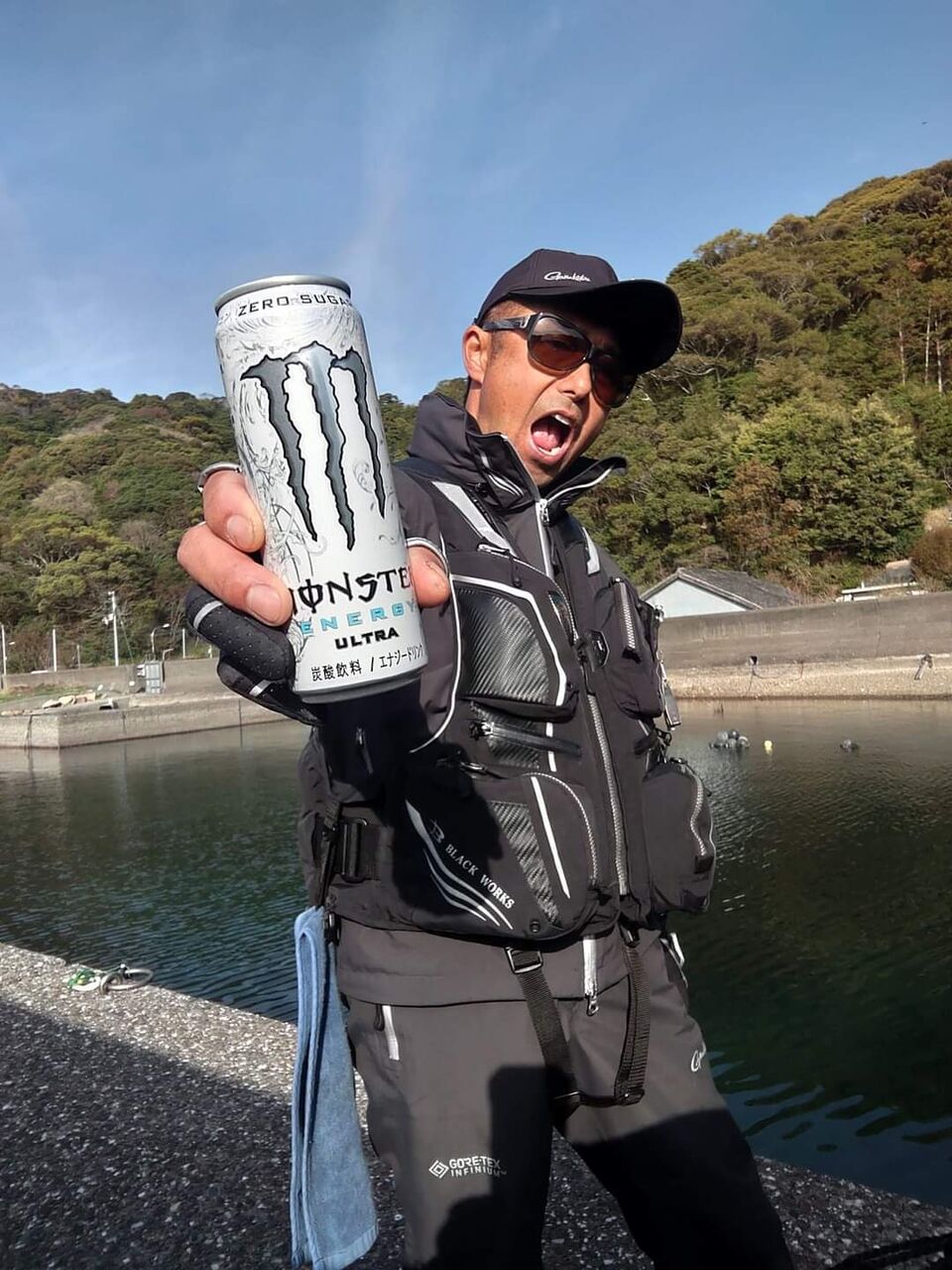 今日も気が付いたら高知県須崎沖で遊んでます😉🎵