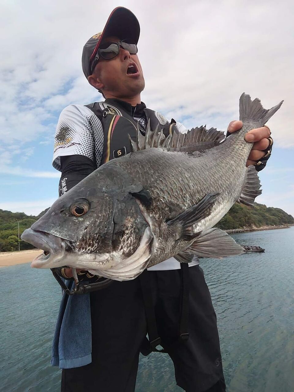 ５日の香川県詫間沖でのチヌ釣りは