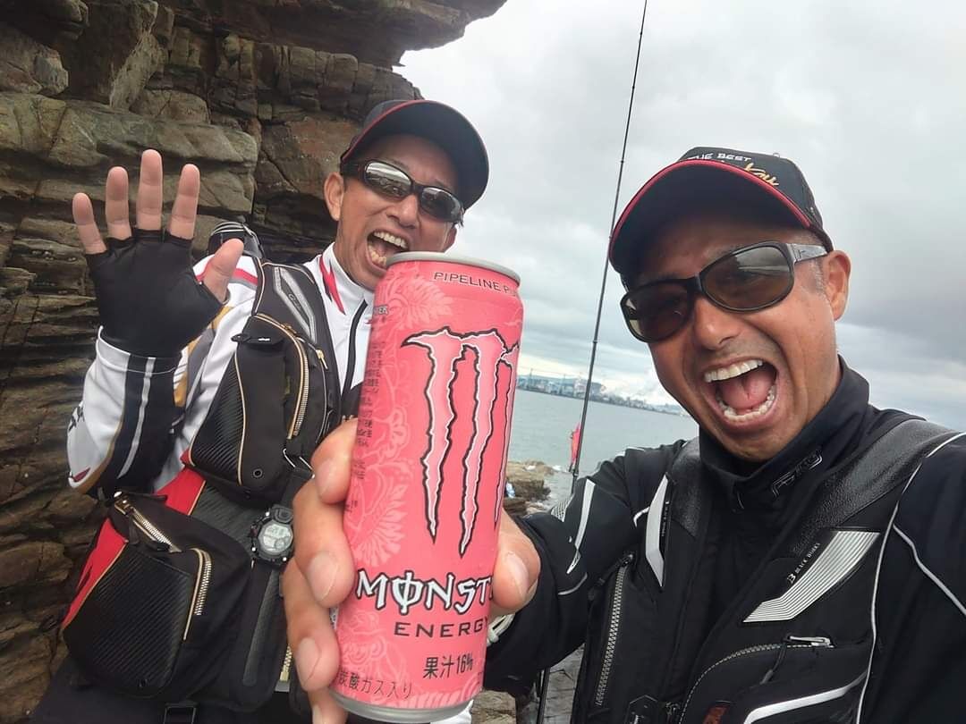 GFG青年部メンバー達とチヌ釣りです😉🎵