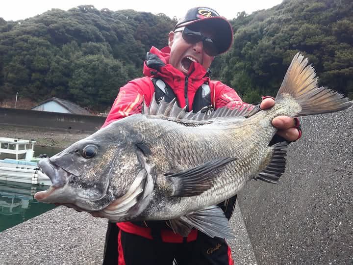 昨日の高知県須崎沖でのチヌ釣りは