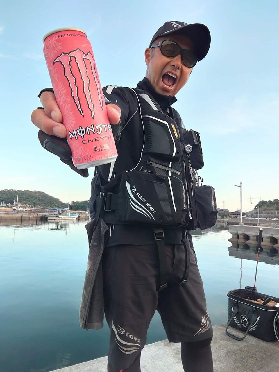 今日は岡山県牛窓から出船して香川県小豆島でチヌ釣りです😉🎵