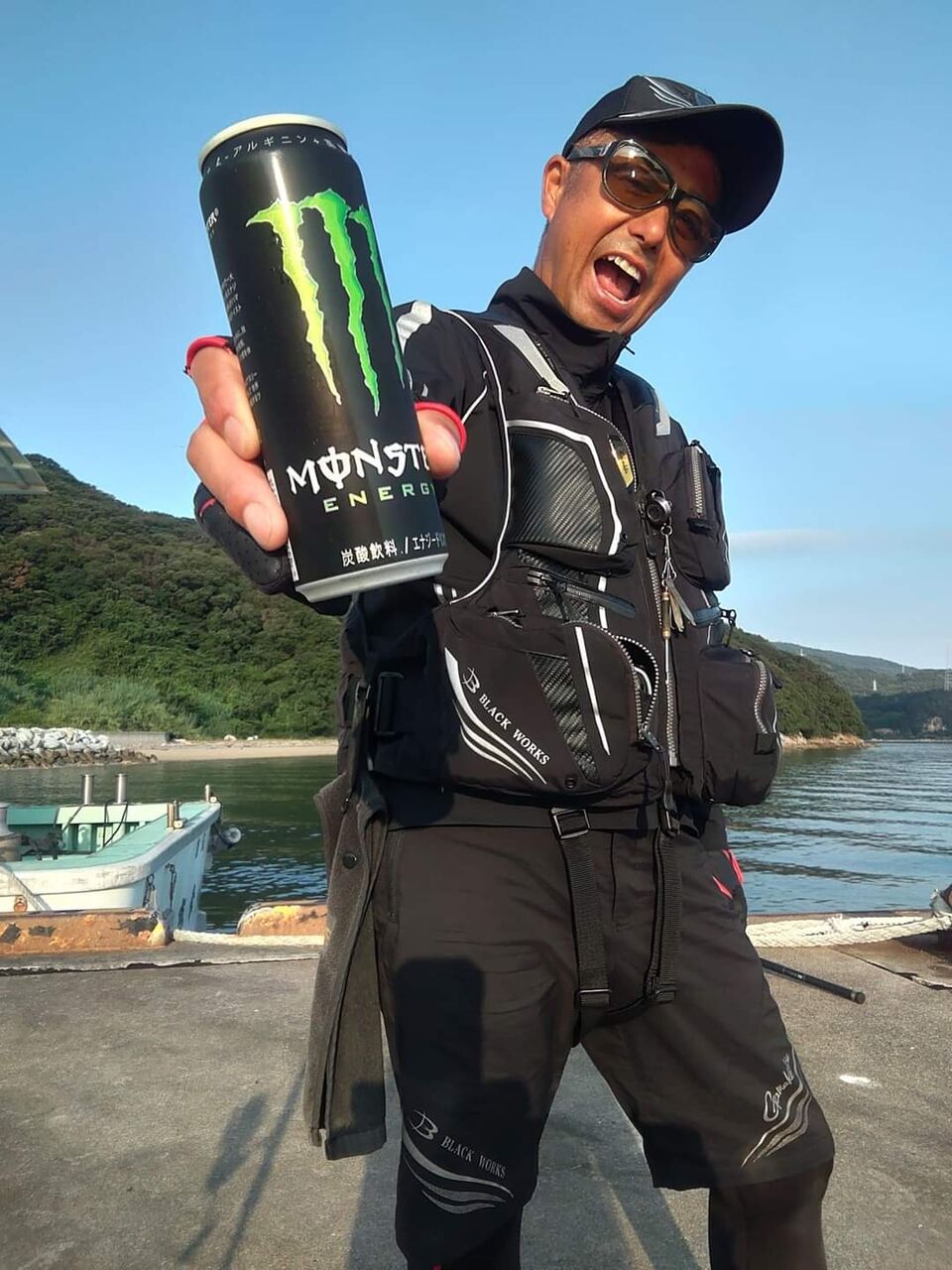 今日は岡山県玉野沖でチヌ釣りです😉🎵