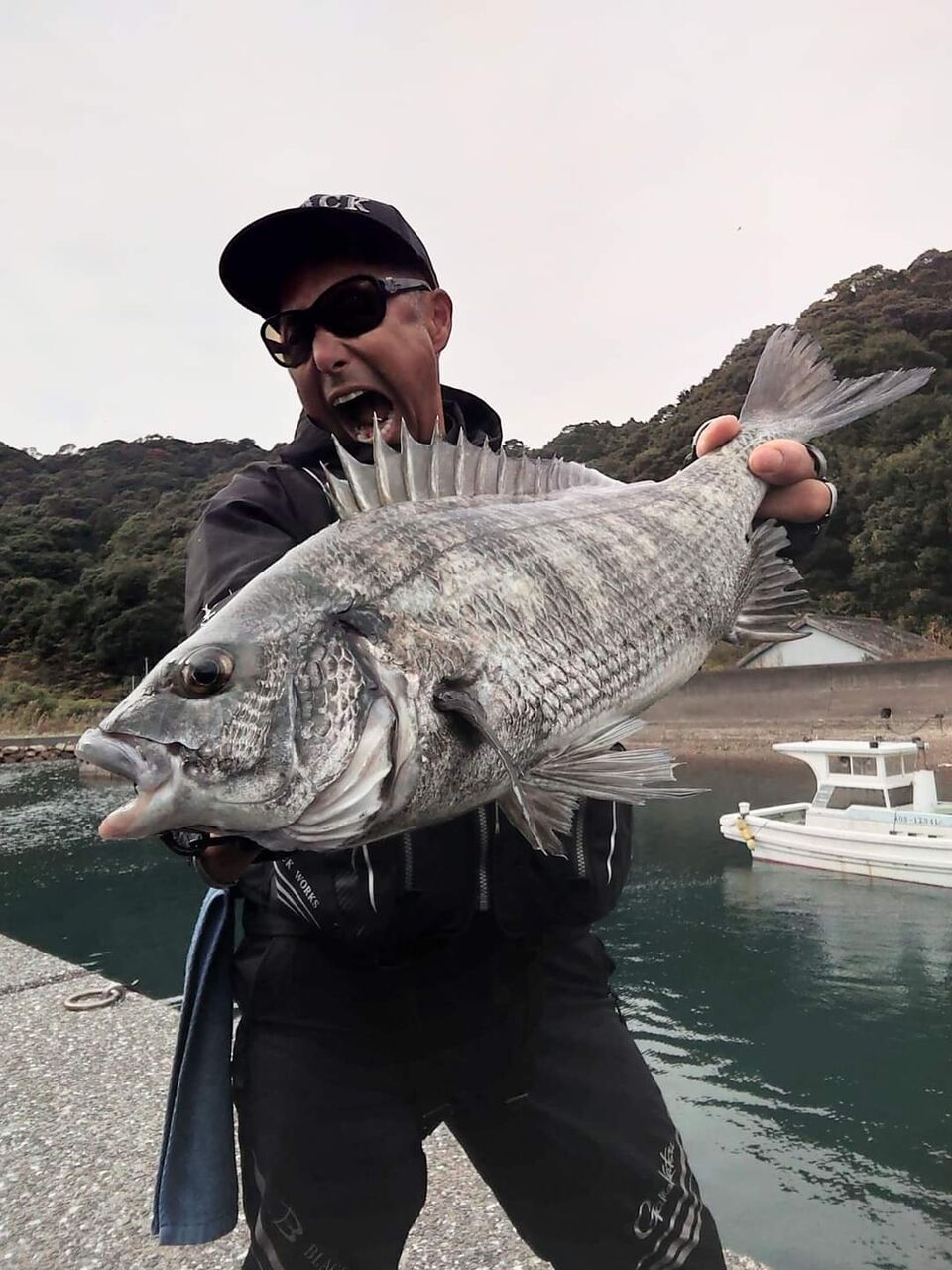 高知県須崎沖でのチヌ釣りは