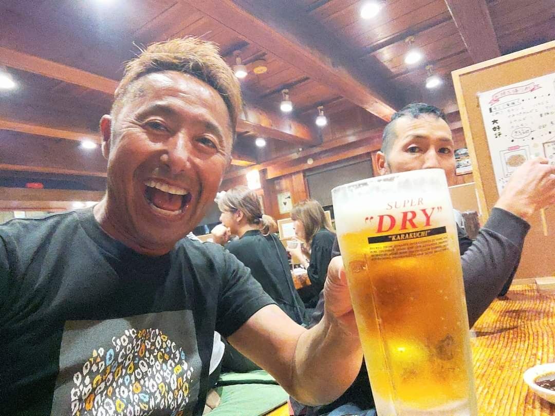 昨日は久々にclubG´sメンバー達と近所の｢肉のトヤマ｣で勉強会🍺でした😉🎵