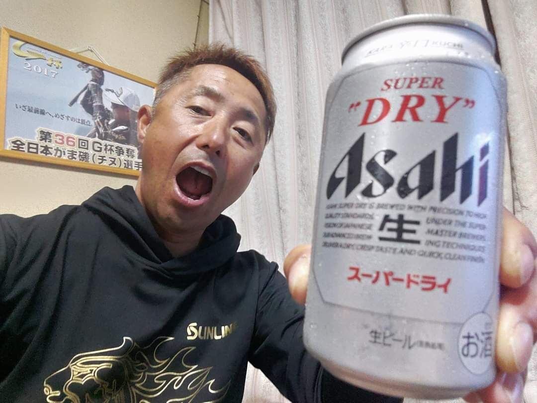 お寿司🍣テイクアウトして速攻で片付けして、熱いお風呂♨️入って反省しました🍺🎵